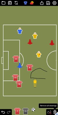 Screenshot_20250501-222840_Coach Tactic Board Soccer.jpg
