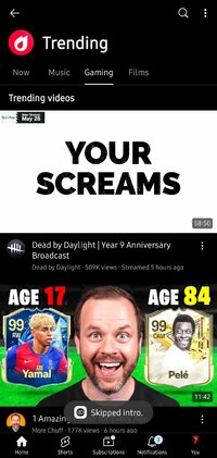 Screenshot_20250509_220914_YouTube ReVanced Extended.jpg