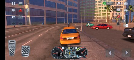 Screenshot_20250511_074154_Taxi and VIP Car Simulator.jpg