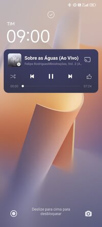 Screenshot_2025-09-18-09-00-45-145_lockscreen.jpg