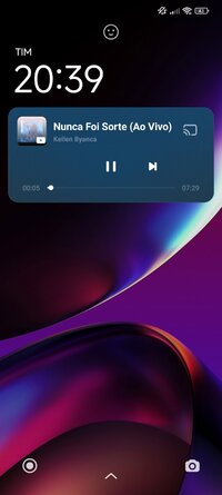 Screenshot_2025-09-20-20-39-36-747_lockscreen.jpg