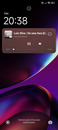 Screenshot_2025-09-20-20-38-46-879_lockscreen.jpg