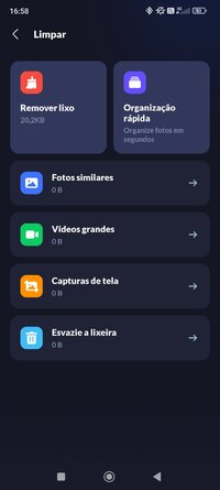 Screenshot_2025-09-25-16-58-09-672_gallery.hidepictures.photovault.lockgallery.jpg