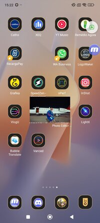 Screenshot_2025-09-30-15-22-17-301_com.miui.home.jpg