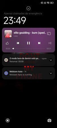Screenshot_2025-09-30-23-49-06-684_lockscreen.jpg