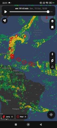 Screenshot_2025-10-09-22-51-59-936_com.apalon.weatherradar.free.jpg