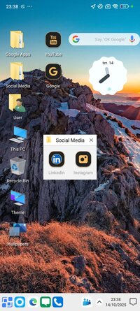 Screenshot_2025-10-14-23-38-29-159_com.protheme.launcher.winx2.launcher.jpg