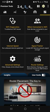 Screenshot_20251026_212135_WiFi Analyzer.jpg