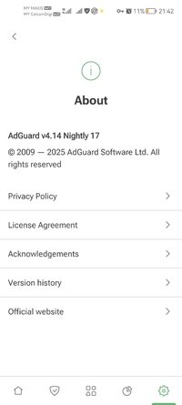 Screenshot_20251206_214211_com.adguard.android.jpg