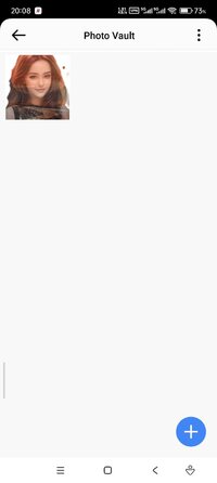 Screenshot_2025-12-27-20-08-05-863_com.photovault.safevault.galleryvault.jpg