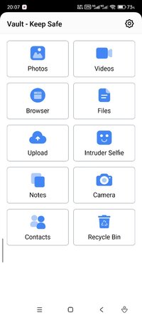 Screenshot_2025-12-27-20-07-40-766_com.photovault.safevault.galleryvault.jpg